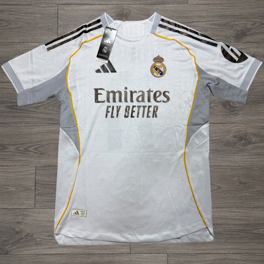Adidas Real Madrid 25/26 Home Jersey Rodrygo 11 Men Size Medium NWT